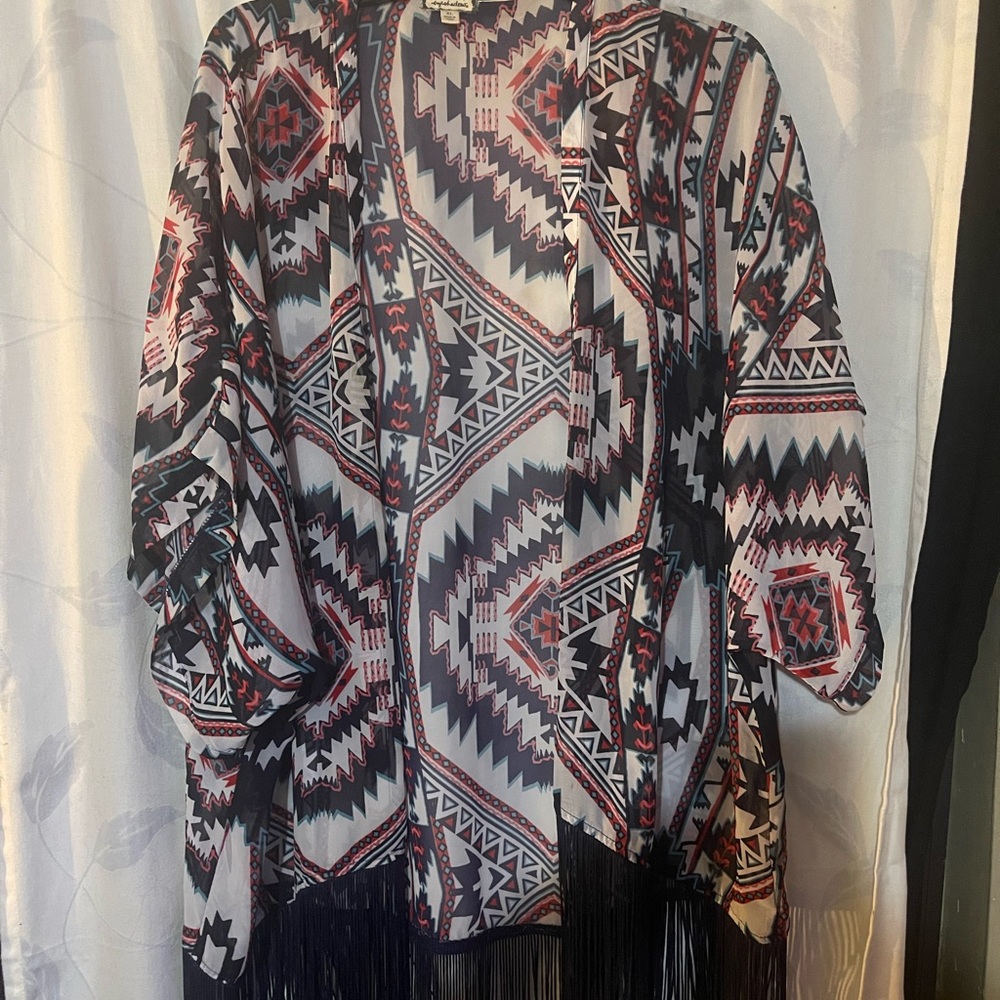 Eyeshadow Geometric Patterned Top